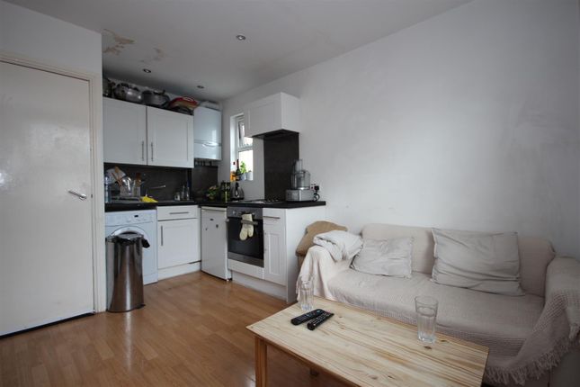 Thumbnail Flat to rent in Manor Park Road, Harlesden