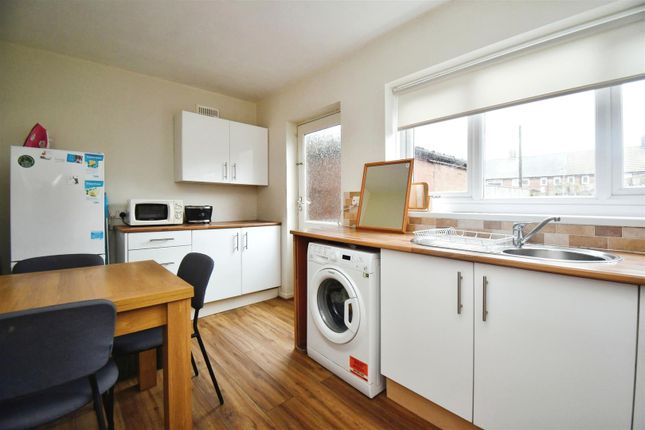 End terrace house for sale in Bradford Avenue, Hull