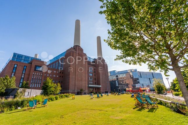 Flat to rent in Scott House, Battersea Power Station, Circus Road West