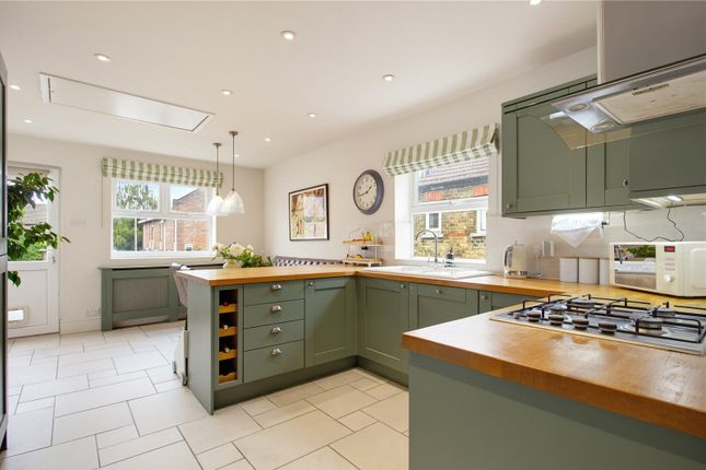 22, Cargill Road, London photo 3