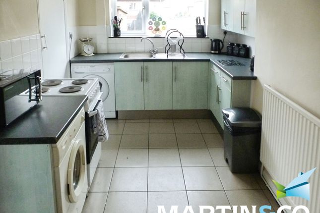 4, Eskdale Road, West Yorkshire, England photo 2