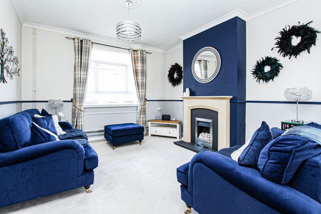 12, Eastfield Road, Wellingborough photo 4