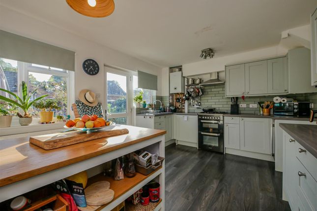 10, Grays Close, Chalgrove photo 4
