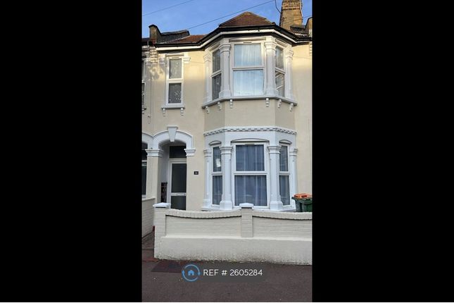 4 Bedroom, Essex Road ***Newly Refurbished***