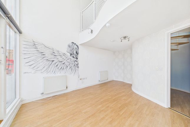 Apartment 51,  2, Royal Quay, Liverpool photo 4