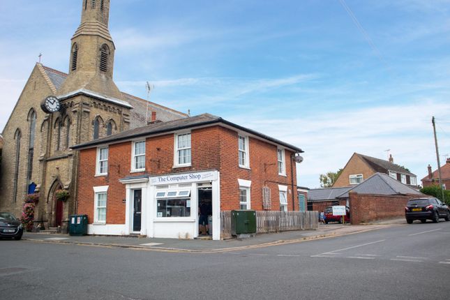 Thumbnail Hotel/guest house for sale in High Street, Colchester