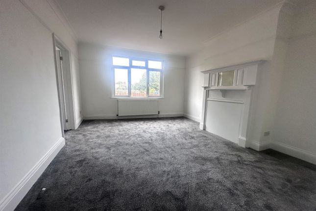 3a Lancaster Crescent, Southend-On-Sea photo 3