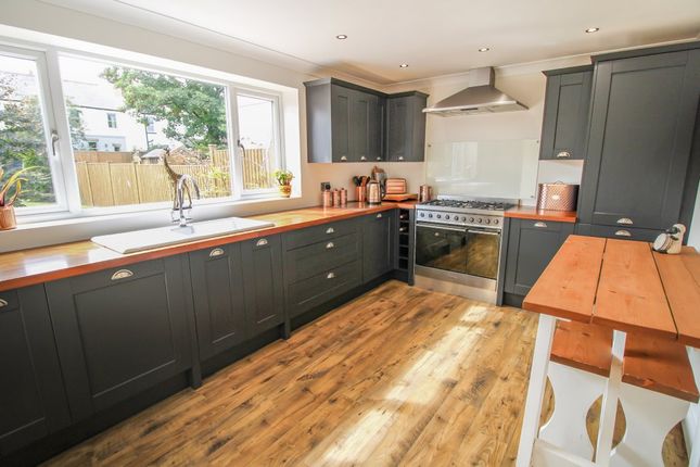 21, Orchard Close, North Yorkshire photo 2