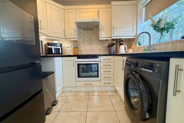 29, Rattigan Gardens, Fareham photo 4