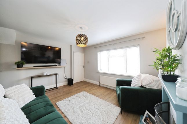 18, Alfred Road, Belper photo 2