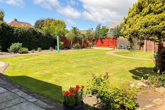4 Firs Gate, Harrogate photo 2