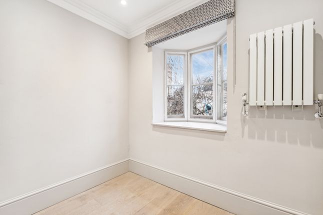 End terrace house to rent in Park Village West, Camden