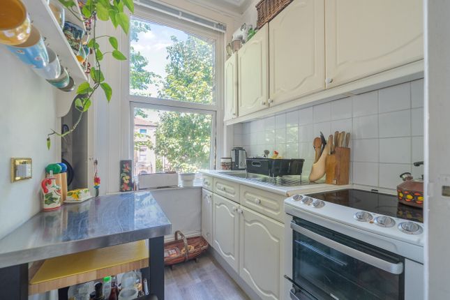 Flat 4, 36, Selborne Road, East Sussex photo 4