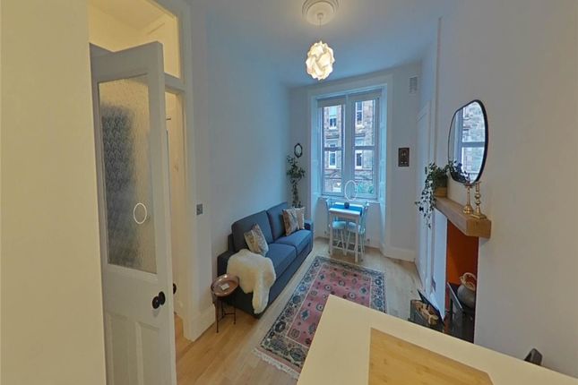1F2, Edinburgh photo 2