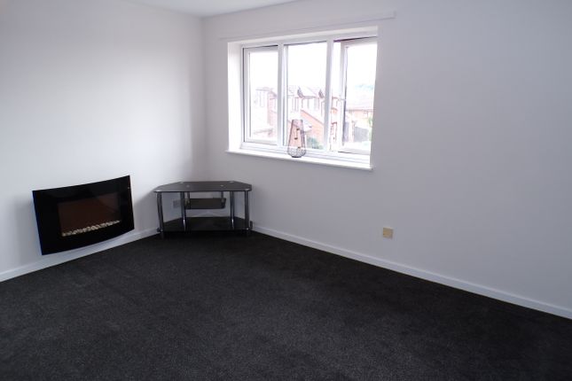 8, Hamilton Close, Cannock photo 2
