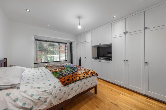 91, Kingsmead Road, London photo 4