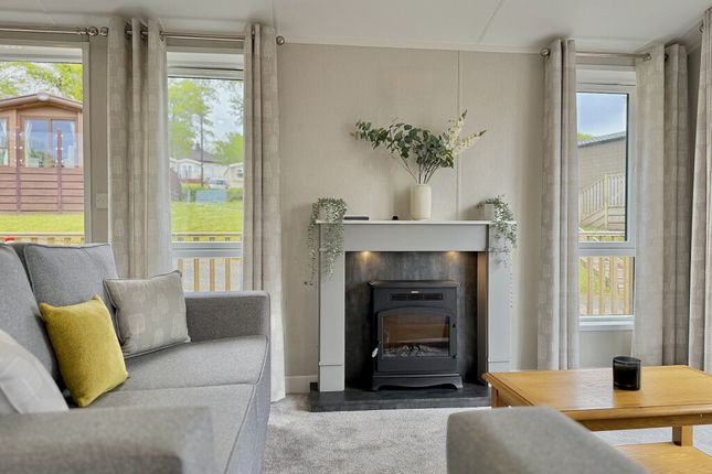 2-bed caravan on Juliots Well Lodge Retreat, High Street, Camelford, £94,995
