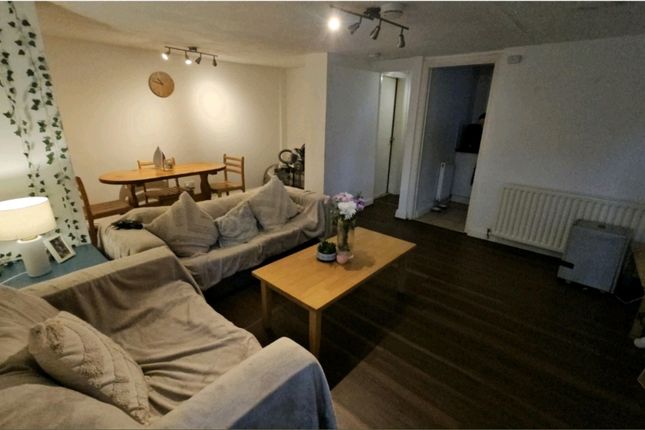 Thumbnail Flat to rent in Egerton Road, Manchester