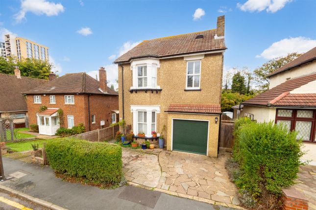 Thumbnail Detached house for sale in Cumnor Road, Sutton