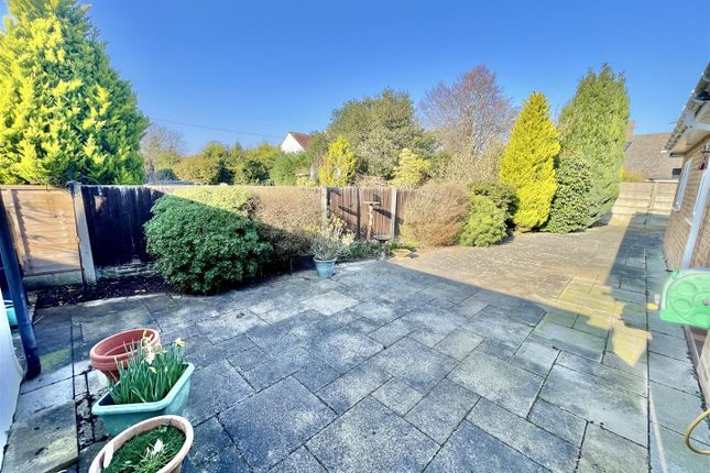 2, Church Close, Northwich photo 2