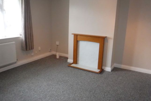 17, Purbrook Way, Leigh Park photo 5