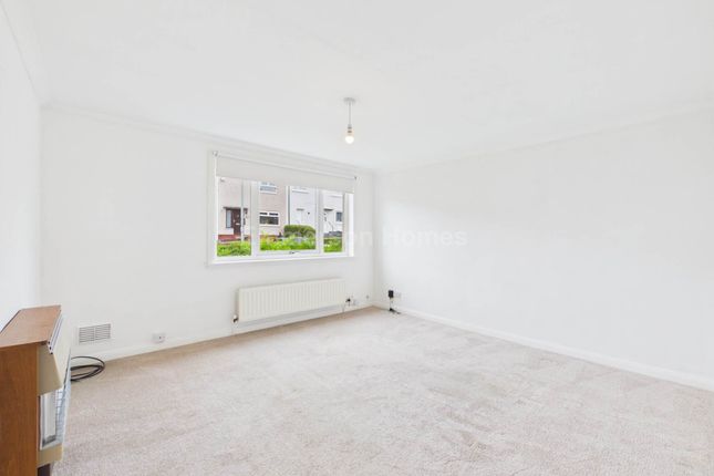 13, Rowantree Road, Johnstone photo 2