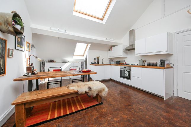 Flat for sale in Apartment 5 West Lea, 109 Chesterfield Road, Matlock