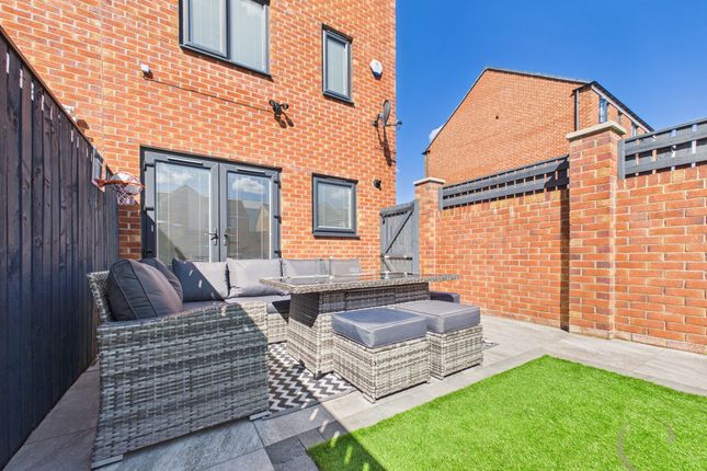 234 St. Aloysius View, Hebburn photo 3