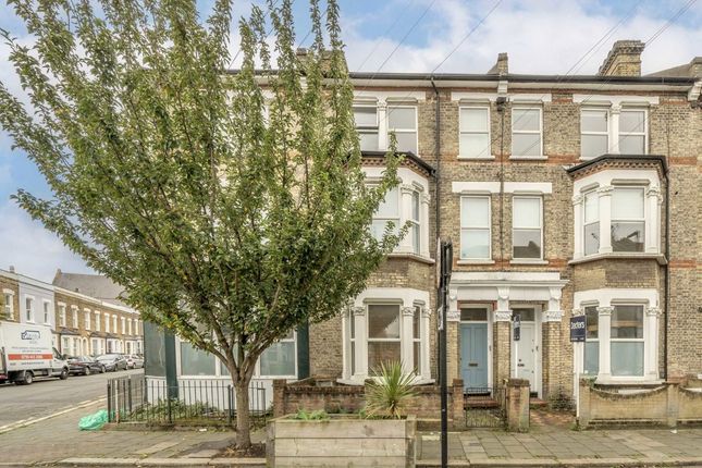 Thumbnail Property to rent in Sandmere Road, London