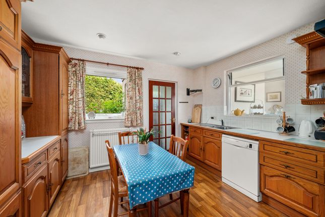 3 Rosemarkie Crescent, Dundee photo 4