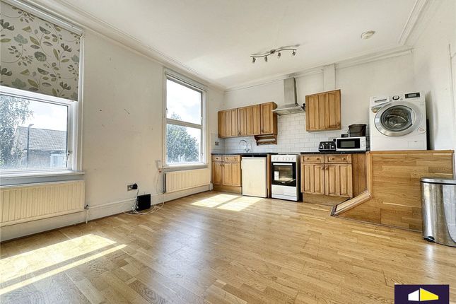 Flat 3, 162 Underhill Road, London, London photo 3