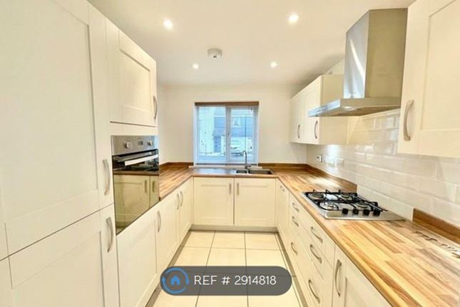 Wood St, Patchway, Bristol photo 3