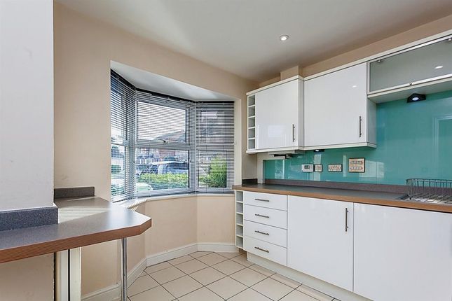 9, Forest Mews, Horsham photo 3