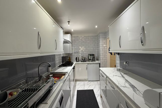 Studio house on 7B Rugby Avenue, Wembley, £650,000