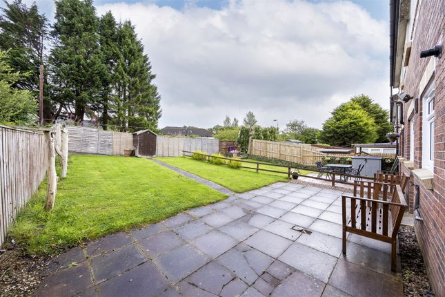 9, Mclaren Crescent, GLASGOW photo 3