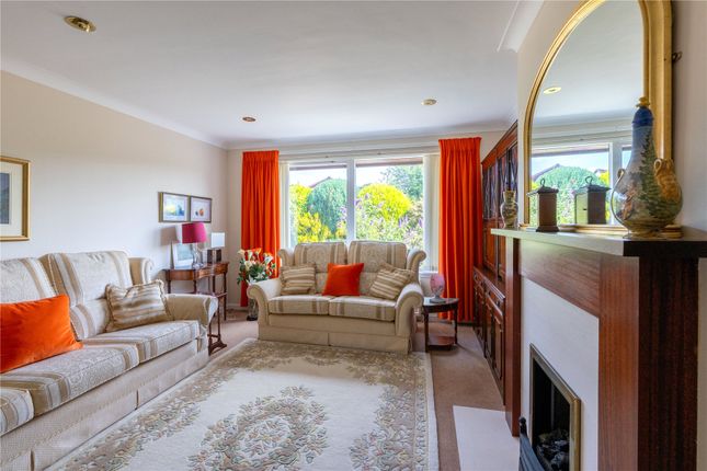 9, Highland Crescent, Perth and Kinross photo 4