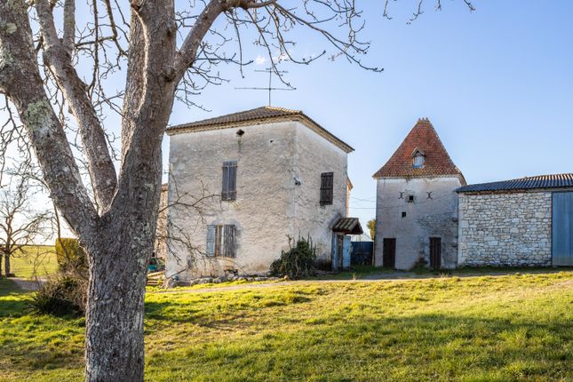 Property for sale in Bourg De Visa, Occitanie, 82190, France