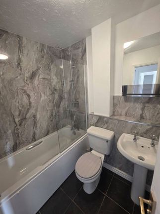 5 Llys Eglwys, Bridgend photo 4