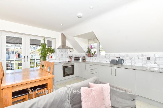 6, St. Martin's Lane, Littlehampton photo 4