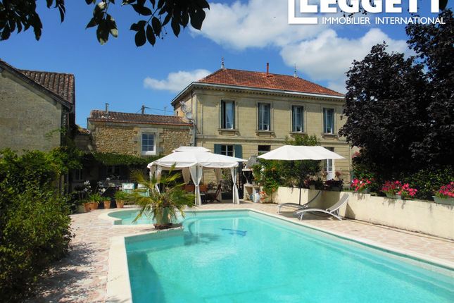 Villa for sale in Saint-Ciers-De-Canesse, Gironde, Nouvelle-Aquitaine