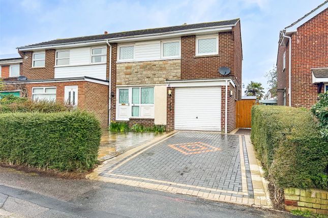 Thumbnail Semi-detached house for sale in Beaumont Rise, Fareham