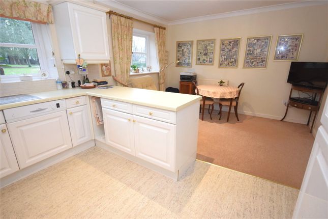 27, Carlton Mews, Somerset photo 4