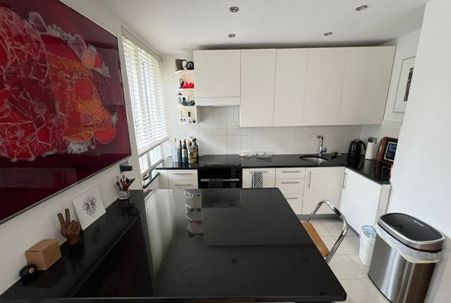 Park Crescent, London photo 5