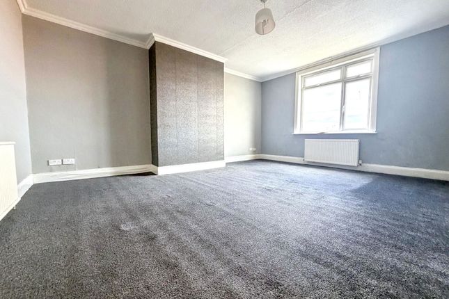 14A, Queen Alexandra Road, Seaham photo 2