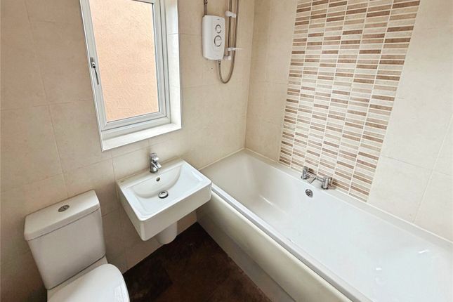 4, Cosgrove Court, Doncaster photo 4