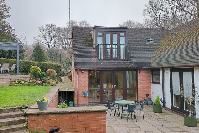 Detached house for sale in Lower Ladyes Hills, Kenilworth