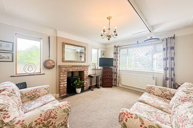 6 Grange Road, Wirral photo 4