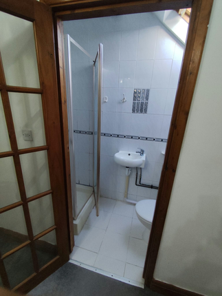 98, Limpsfield Avenue, Thornton Heath photo 5