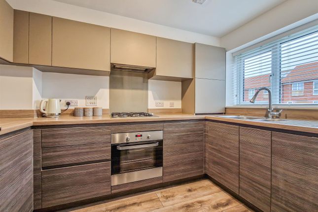 End terrace house for sale in Radar Close, Southend-On-Sea