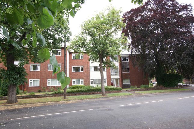 Thumbnail Flat to rent in Richmond Court, St Marys Road, Leamington Spa, Warwickshire